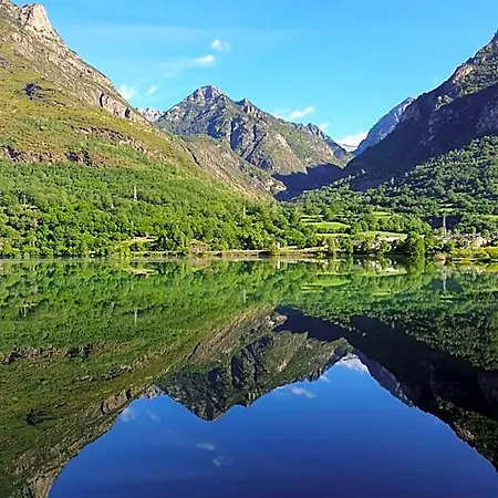 Acogedor De Montana Con Jardin Y Piscina - Vu-huesca-23-182 *